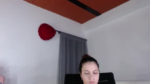 Melody online show from 12-16-25, 03:55