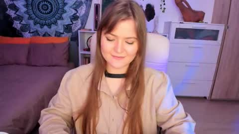 Melody Hanna online show from 12-16-24, 04:38