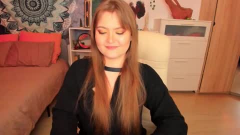 Melody Hanna online show from 12-19-24, 02:46
