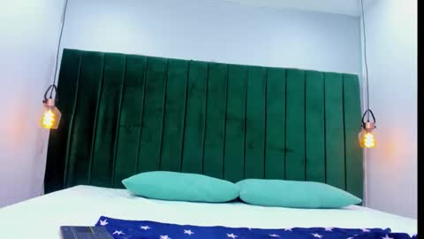 melody_kener online show from 02-19-26, 03:02