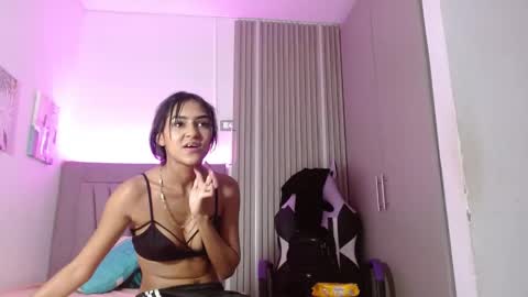 Snapshot of melody_mercy chatting on 01-23-25, 06:14 melody_mercy online show from 01-23-25, 06:14
