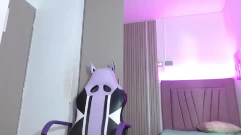 Snapshot of melody_mercy chatting on 02-06-25, 06:24 melody_mercy online show from 02-06-25, 06:24