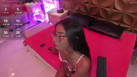     online show from 06-30-26, 08:32