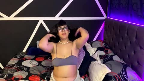 melodydreams1520 online show from 10-08-25, 05:16