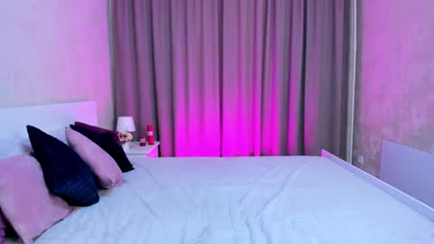 Melody online show from 02-23-25, 02:14