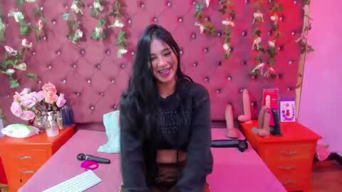 Melodysmithass online show from 10-16-25, 02:45