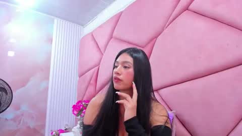 Melodysmithass online show from 04-30-26, 03:35