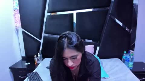 Snapshot of melodysmithass chatting on 06-08-26, 03:07 Melodysmithass online show from 06-08-26, 03:07