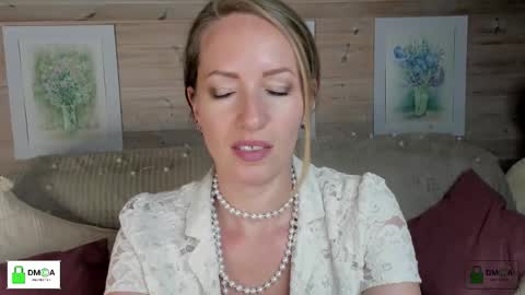 Snapshot of melodyys chatting on 09-20-25, 03:13 Melody My schedule this week Wednesday Thursday Sunday online show from 09-20-25, 03:13