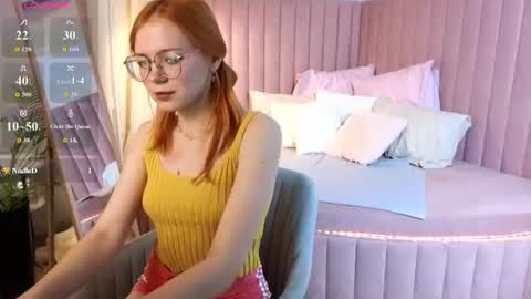 Snapshot of memymee_ chatting on 07-12-26, 01:29 memymee_ online show from 07-12-26, 01:29