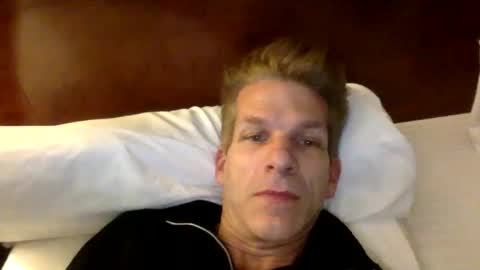 Snapshot of men2024again chatting on 11-14-25, 05:50 Andres online show from 11-14-25, 05:50