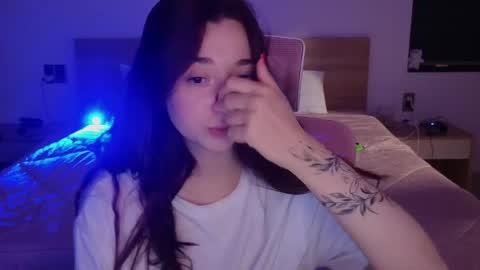 Mencialo online show from 04-19-26, 01:10