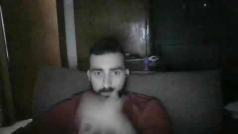 Snapshot of menios12 chatting on 10-11-25, 11:47 menios online show from 10-11-25, 11:47