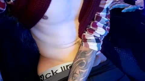 Snapshot of menyy666 chatting on 09-17-25, 11:01 Giorggio Fragacci online show from 09-17-25, 11:01