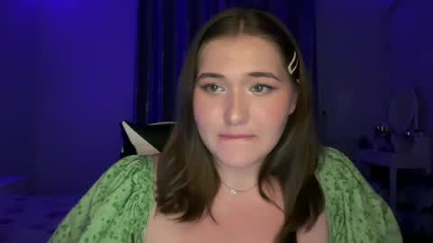 Kitten online show from 07-04-26, 06:25