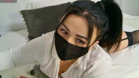 Tina online show from 04-15-26, 01:18