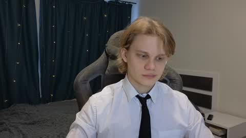 Mickey online show from 12-15-24, 05:02