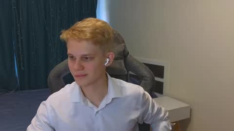 Mickey online show from 11-26-25, 08:48