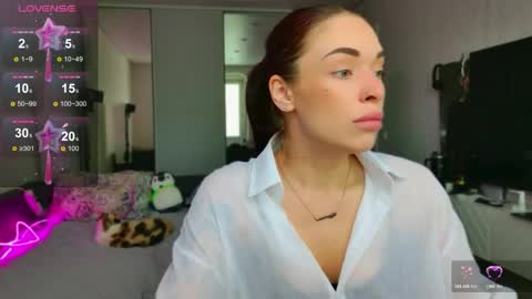Megan online show from 05-19-26, 04:41