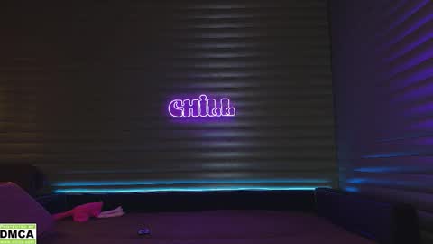  NIKKY  STIVE     Every day from 1000  to 200  EST time. online show from 11-28-25, 06:21