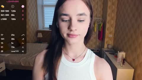 Snapshot of meoww_meows chatting on 11-26-25, 11:11 Julie online show from 11-26-25, 11:11