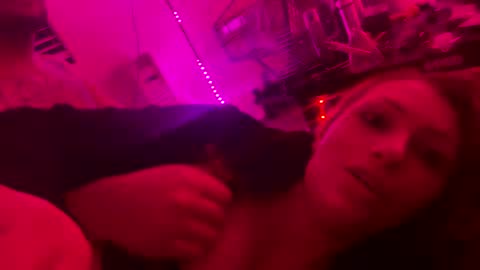 meowzers777 online show from 12-21-24, 09:33