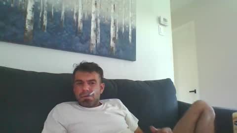 Snapshot of mercedes190d chatting on 11-28-25, 08:00 Mercedes190d online show from 11-28-25, 08:00