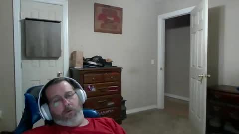 Snapshot of mercer1977 chatting on 06-07-26, 06:00 mercer1977 online show from 06-07-26, 06:00