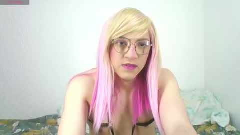 Snapshot of mercie_11 chatting on 10-29-25, 02:36 MERCIE online show from 10-29-25, 02:36