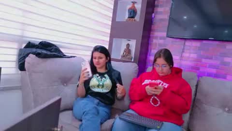 meredith_spencer online show from 06-17-26, 02:40