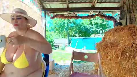 SOPHIE is the queen of squirt online show from 07-12-26, 07:32