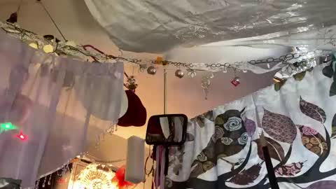 Snapshot of merelyalover chatting on 03-07-25, 04:35 gurlnips online show from 03-07-25, 04:35