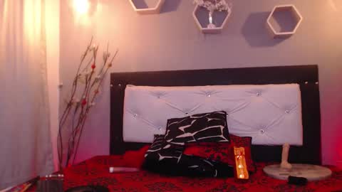 Snapshot of meriiiidaa chatting on 09-24-25, 03:10 meriiiidaa online show from 09-24-25, 03:10