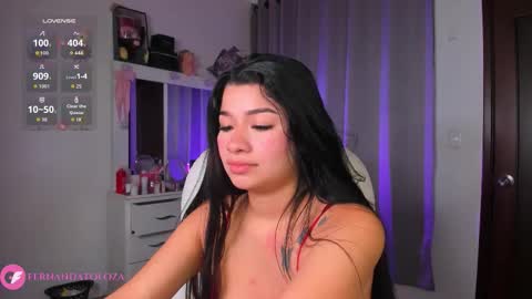 Snapshot of merlia_model chatting on 11-23-25, 02:11 instagram fernandatoloza01 online show from 11-23-25, 02:11