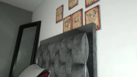 Snapshot of merlina_t chatting on 12-16-25, 07:08 merlina_t online show from 12-16-25, 07:08