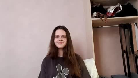 Snapshot of merryishmael chatting on 04-15-26, 03:13 Aurora online show from 04-15-26, 03:13