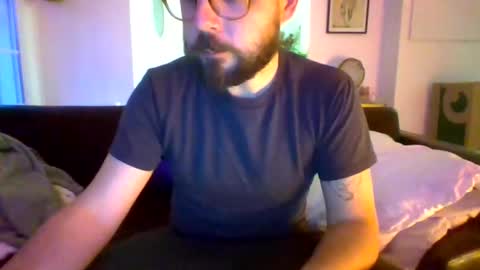 Snapshot of merun9922 chatting on 11-14-25, 04:06 merun9922 online show from 11-14-25, 04:06