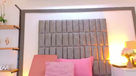 Mery Stone online show from 06-20-26, 04:37