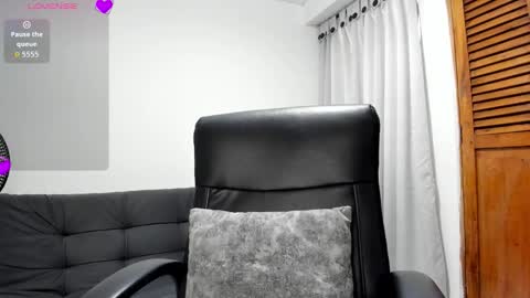 Snapshot of merysummer chatting on 12-14-25, 03:06 Mery Summer online show from 12-14-25, 03:06