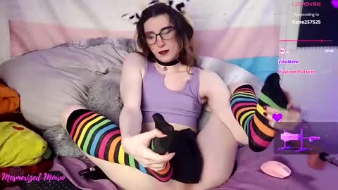 Snapshot of mesmerized_mowo chatting on 01-14-26, 05:29 mesmerized_mowo online show from 01-14-26, 05:29