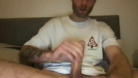 messageme11 online show from 11-21-25, 06:28