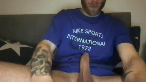 messageme11 online show from 03-09-26, 08:24