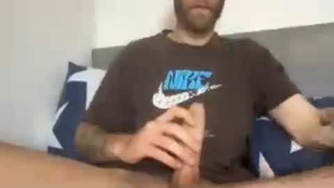messageme11 online show from 07-24-26, 04:49