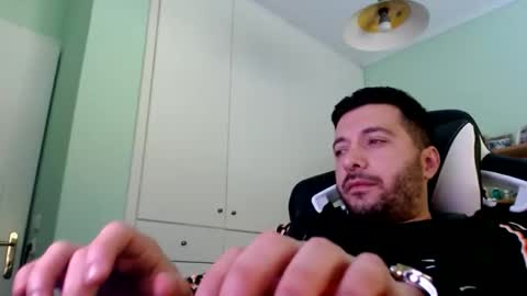 Snapshot of metalic18 chatting on 11-30-25, 09:35 FunnyTimeHere online show from 11-30-25, 09:35