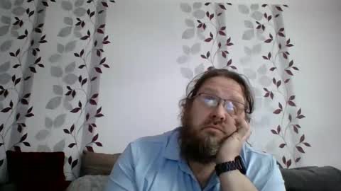 ask me online show from 02-10-26, 08:07