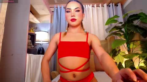 Snapshot of metawinathan chatting on 11-16-25, 02:39 myka online show from 11-16-25, 02:39