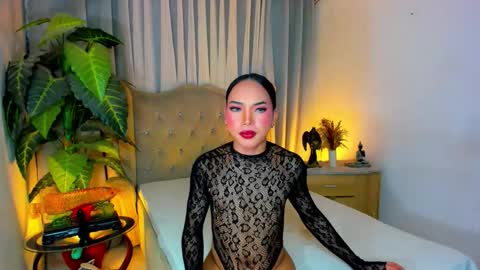 Snapshot of metawinathan chatting on 11-30-25, 07:56 myka online show from 11-30-25, 07:56