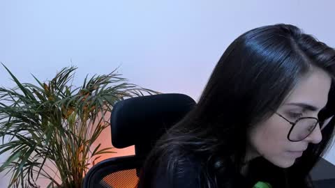 Meurif online show from 01-26-25, 05:44