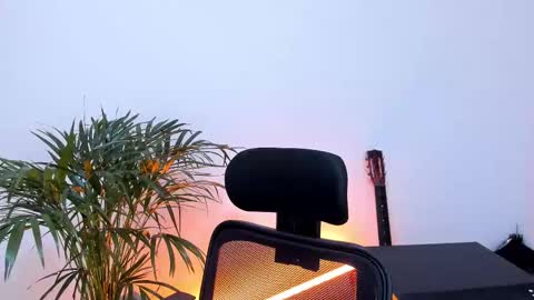 Meurif online show from 02-22-25, 03:47