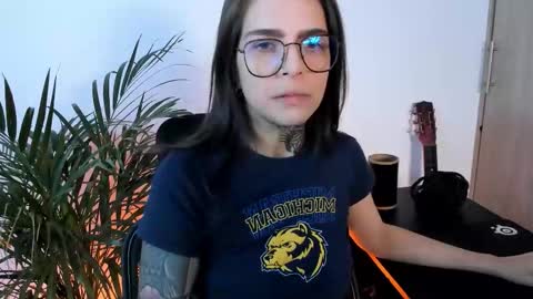 Meurif online show from 10-17-25, 02:48